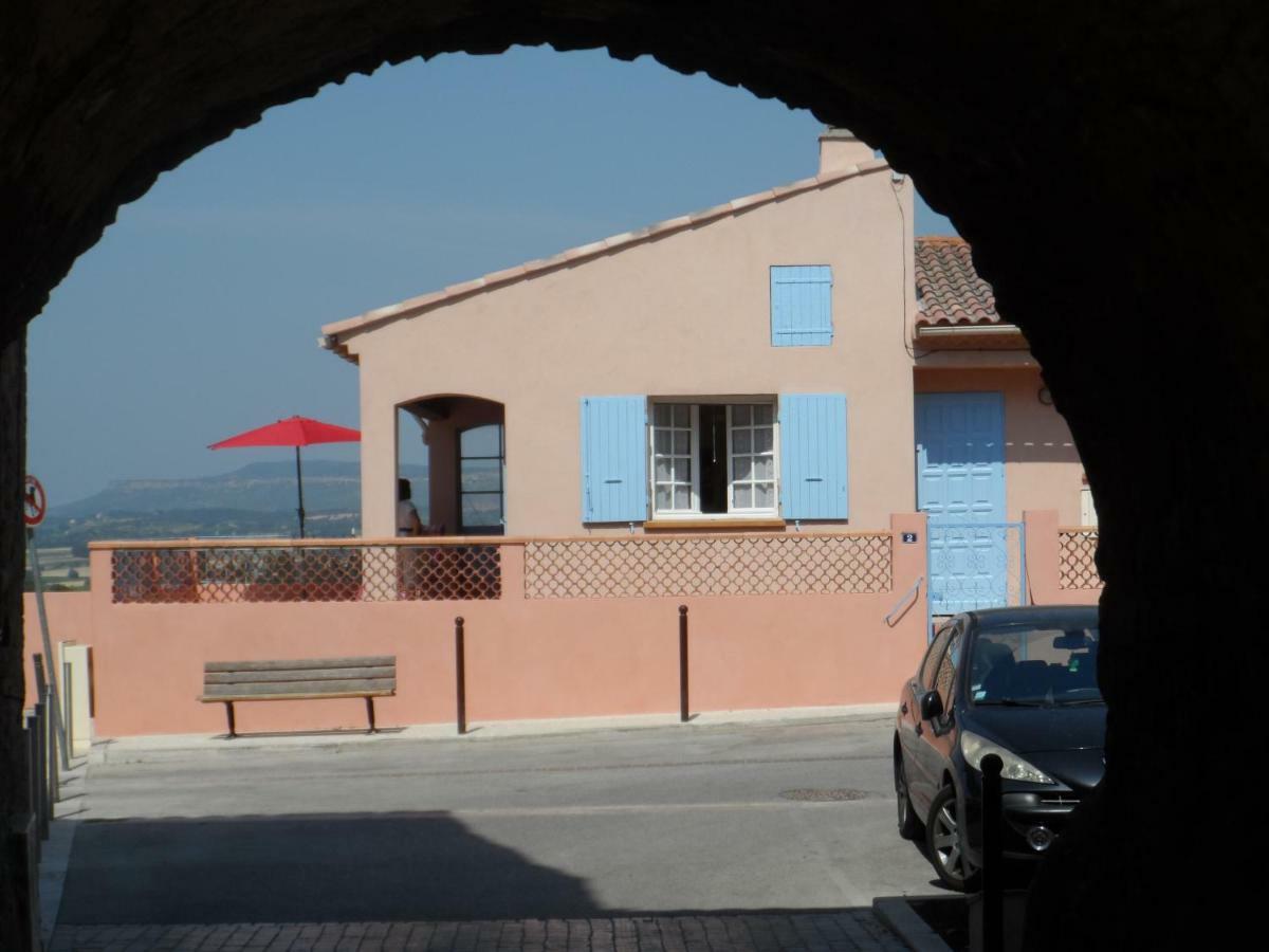 Place du Château Pourrieres Exterior foto